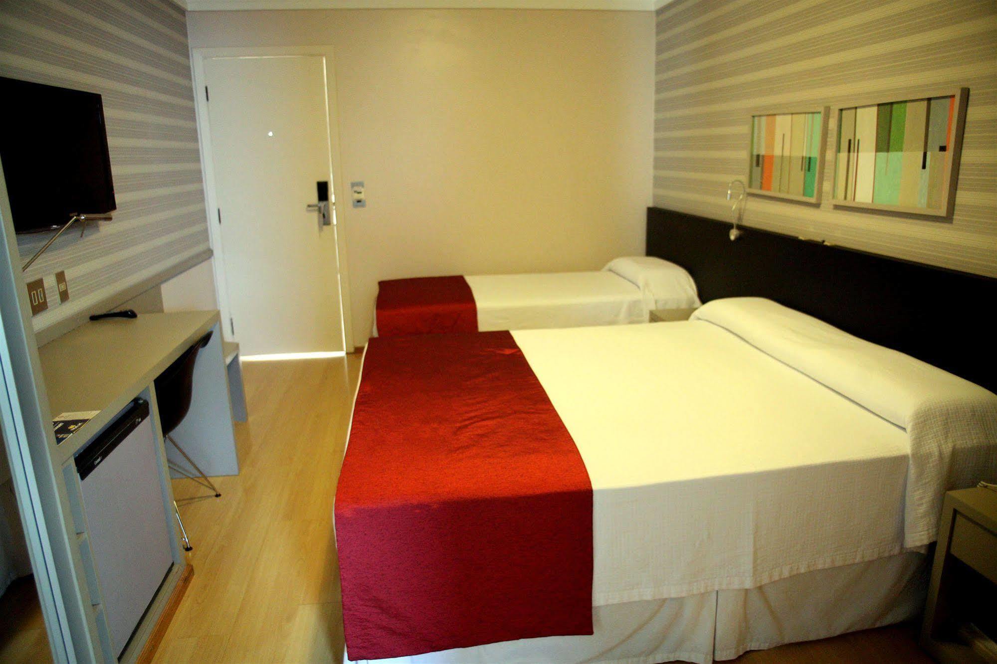 Max Plaza Hotel Marilia Bagian luar foto