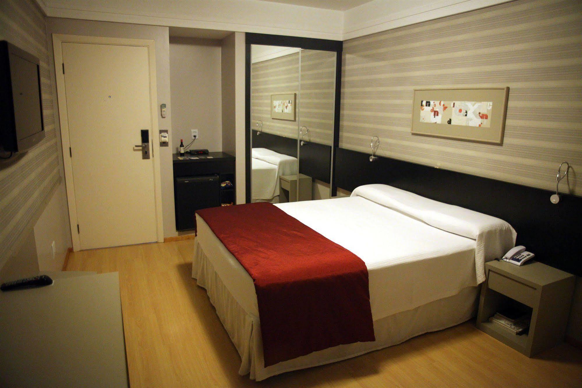 Max Plaza Hotel Marilia Bagian luar foto